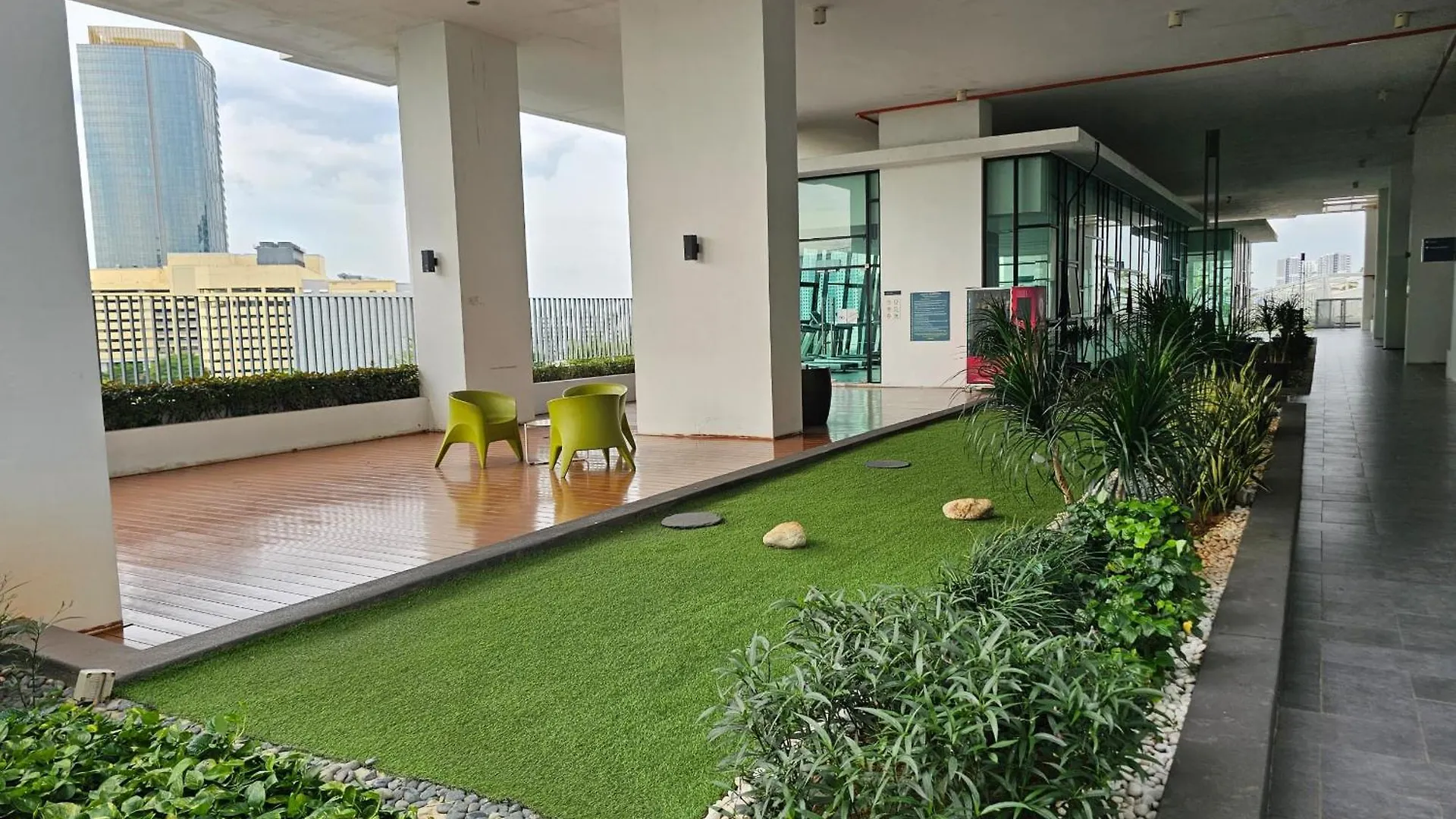 Mosaic Midvalley Southkey 2 Bedroom High Floor By 9 Sands Johor Bahru 0*,
